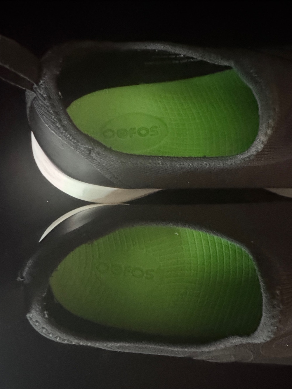 OOFOS - Picture 4 of 7